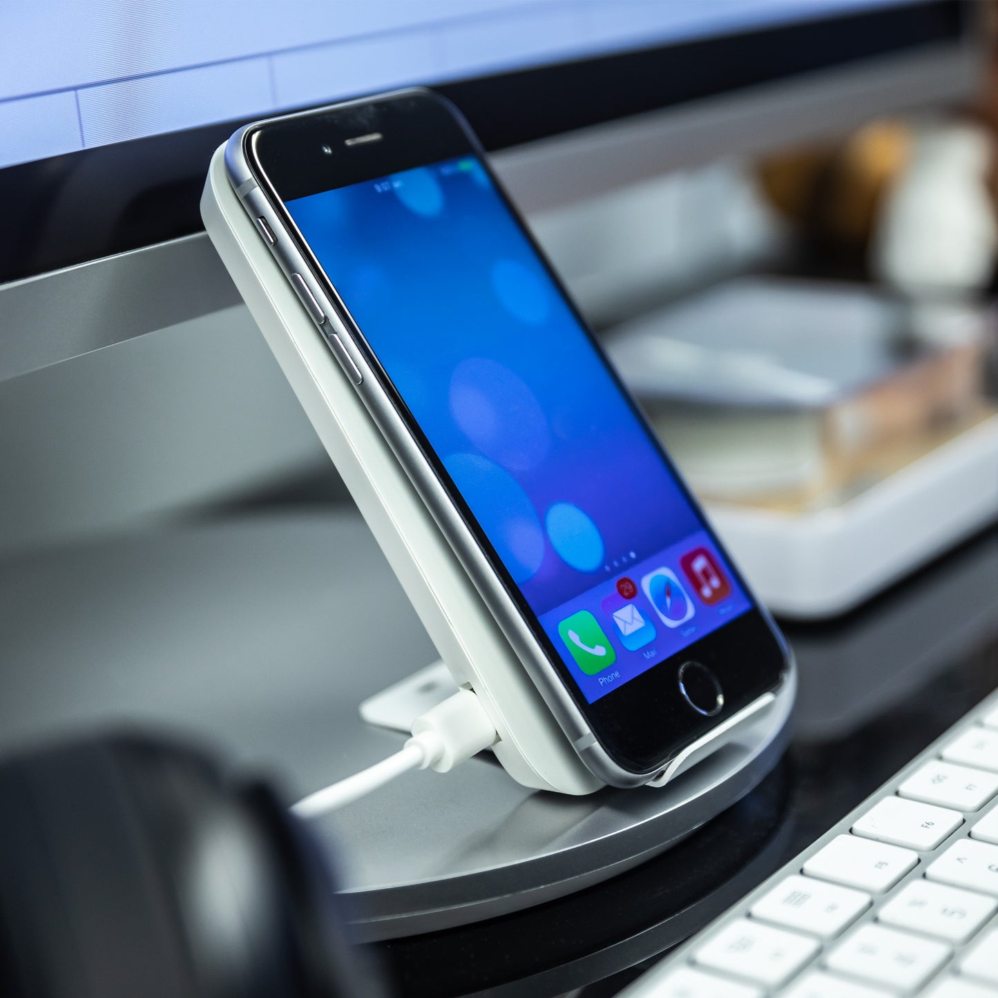 THE SECRET GENIE PRONTIMUS - WIRELESS CHARGING STAND