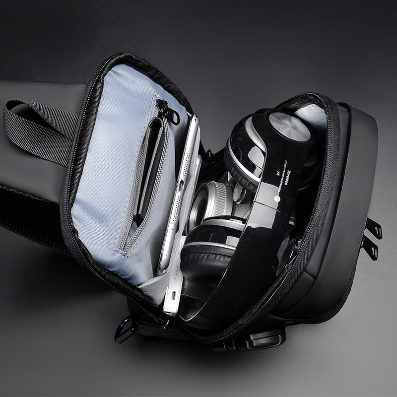 The Men's USB Shoulder Bag is a great selection for the contemporary man. It offers ample space while remaining portable and lightweight, and it is designed with a USB charging port so you can keep your gadgets energized during commutes. Additionally, a built-in security measure safeguards against theft, giving you peace of mind.