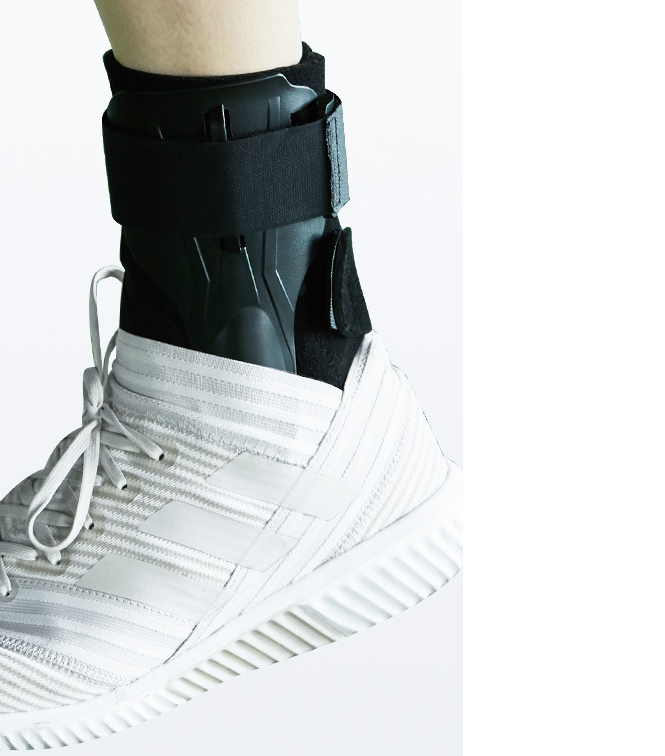 1.The ankle brace is a dual exterior molded support structure with Grip Tech (anti-migration), that prevents the ankle from rolling inward (Inversion) and outward (Eversion). 2.The plate along with the anchor strap, assists in preventing high ankle sprains by reducing the separation of the two lower leg bones where the ankle meets. 3.The X- Strap Stabilizers with Grip Tech located underneath prevents the foot from shifting forward. Emporium Discounts